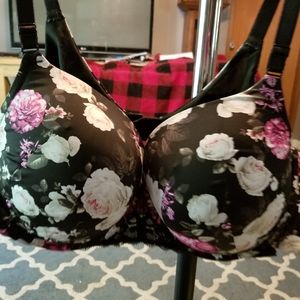 Torrid 46B Bra
